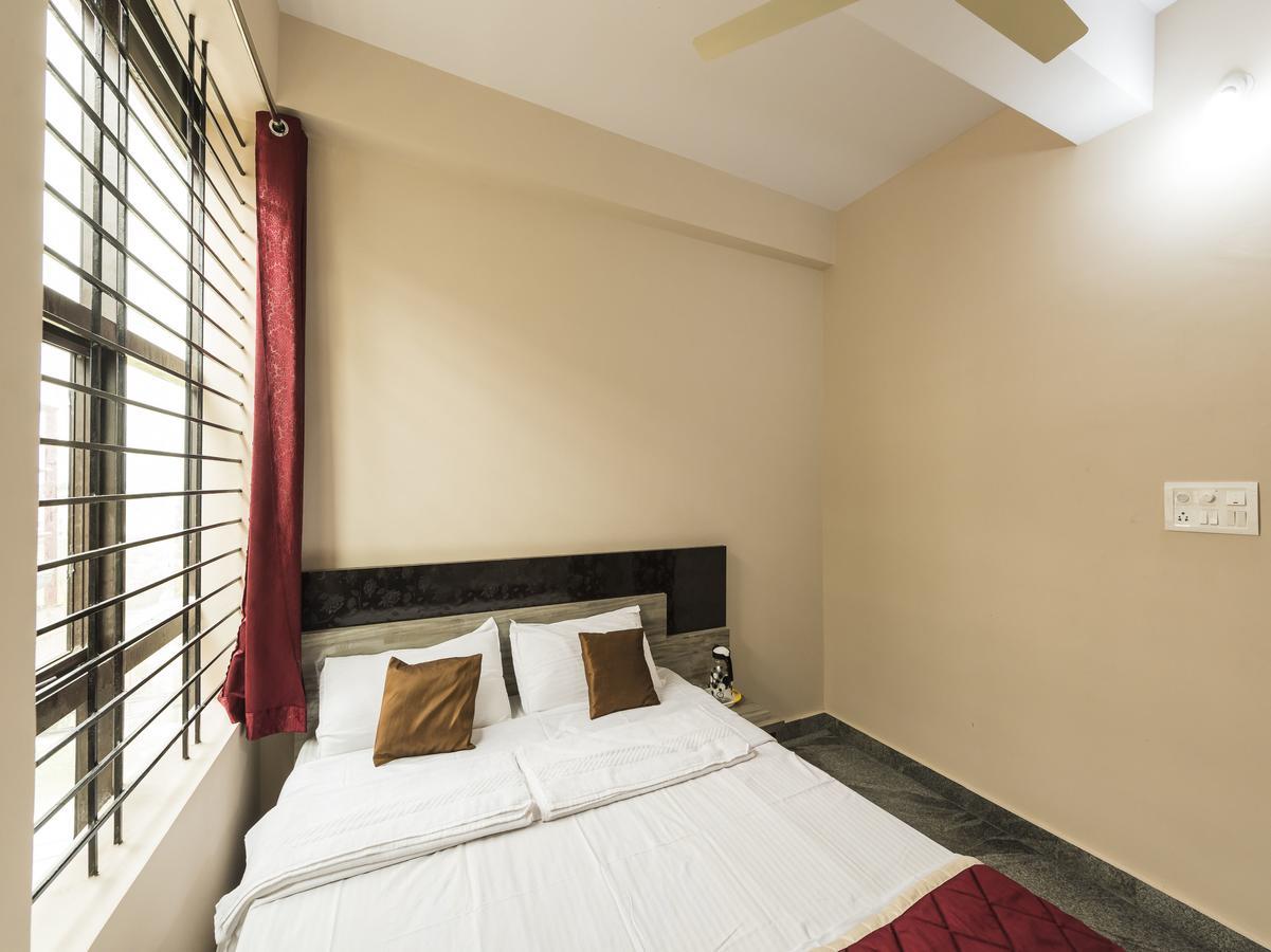 Oyo 9544 Hotel Crown Residency Mysore Exterior foto